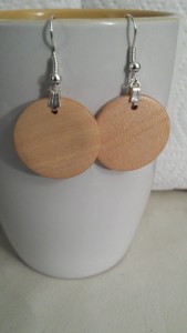 Day 216: Boucles d'oreilles "nude wood"